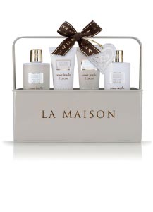 EVE HAMPER